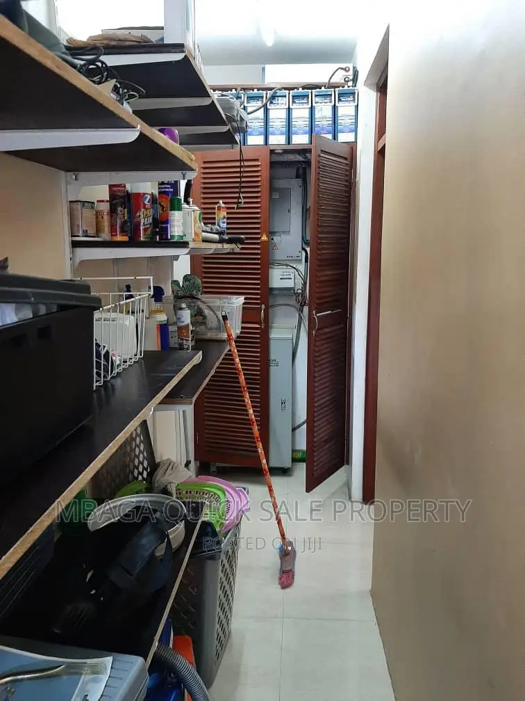 3bdrm Apartment in Masaki for sale in Masaki
