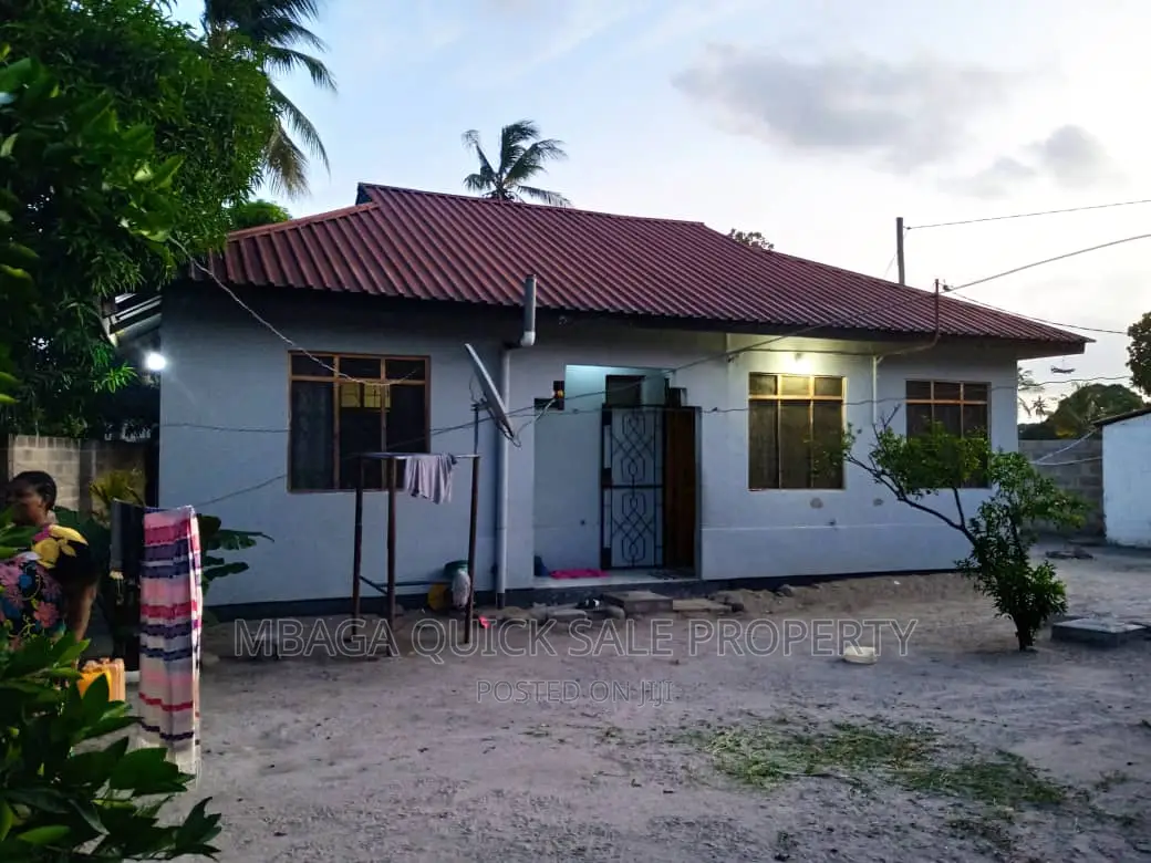 3bdrm House in Bagamoyo Kiromo for sale in Kiromo