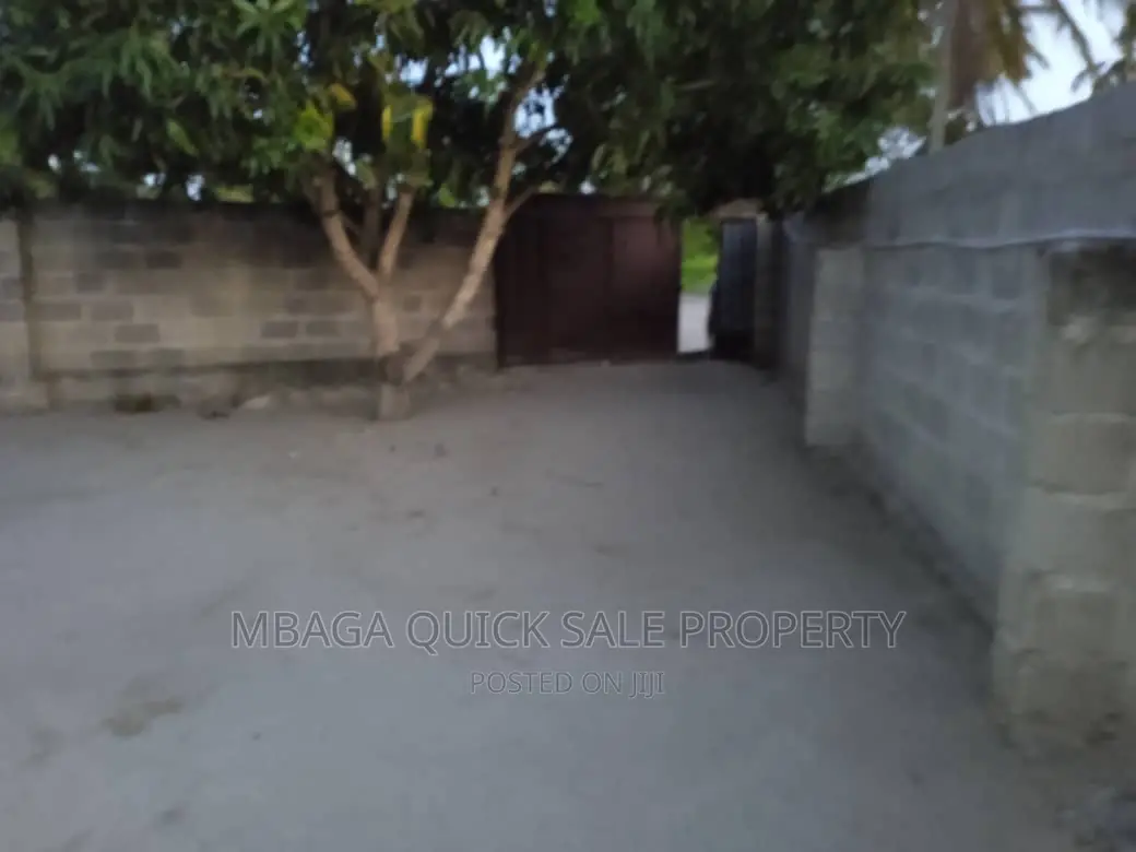 3bdrm House in Bagamoyo Kiromo for sale in Kiromo