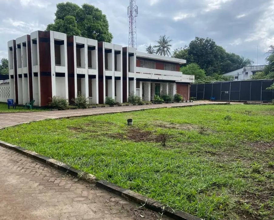 3bdrm House in Ada Estate for sale in Ada Estate
