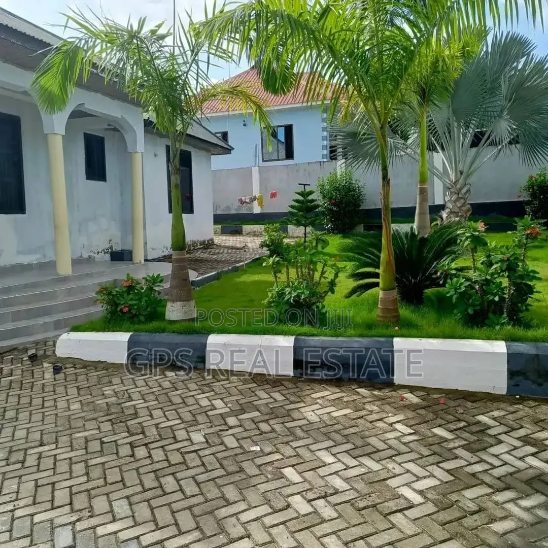 3bdrm House in Tegeta Wazo, Kinondoni for sale in Kinondoni