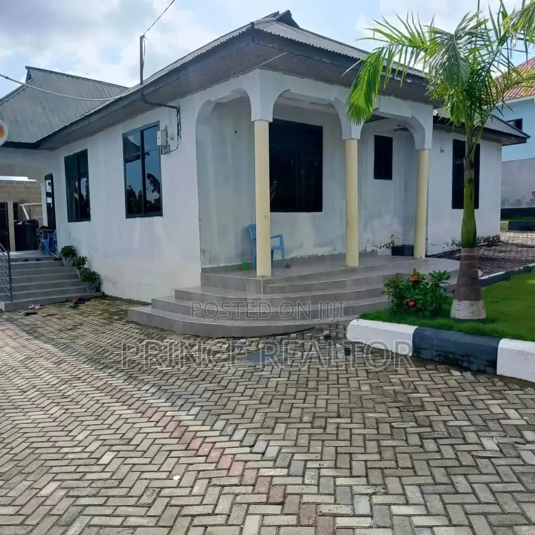 3bdrm House in Tegeta Wazo, Kinondoni for sale in Kinondoni