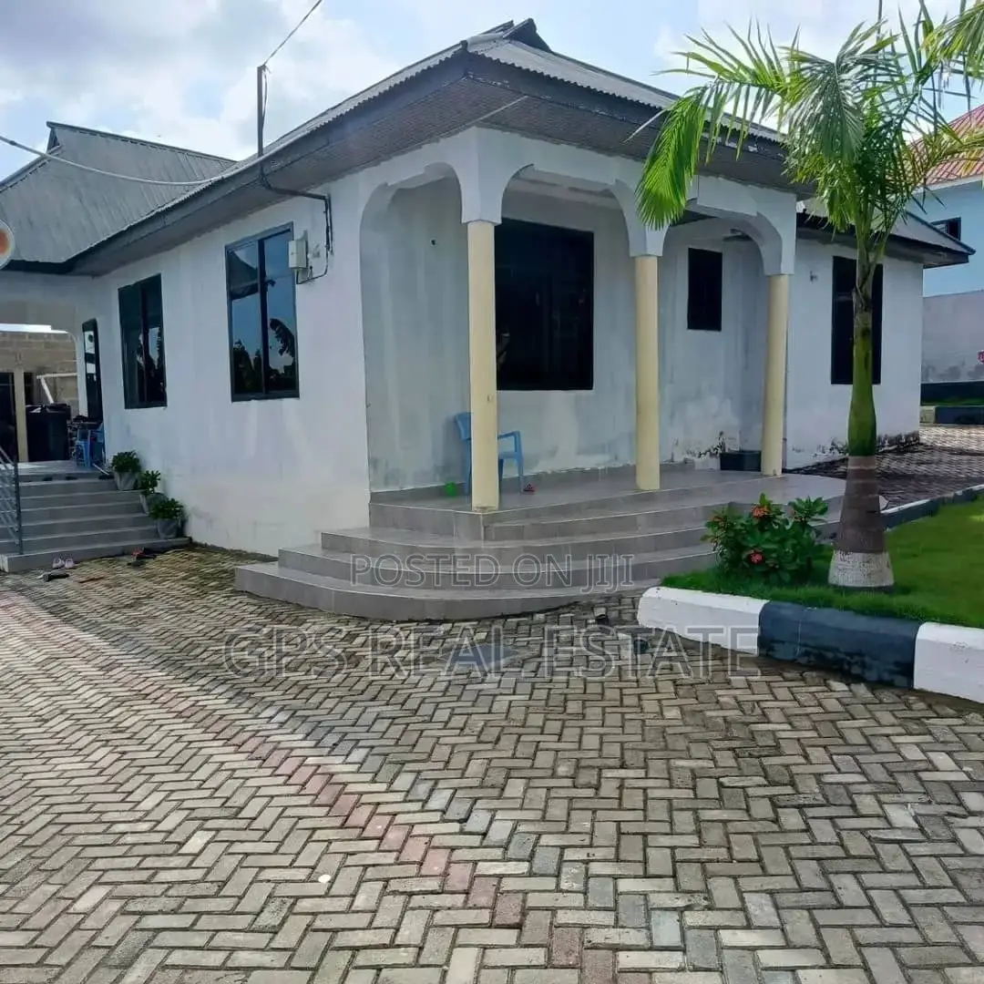 3bdrm House in Tegeta Wazo, Kinondoni for sale in Kinondoni