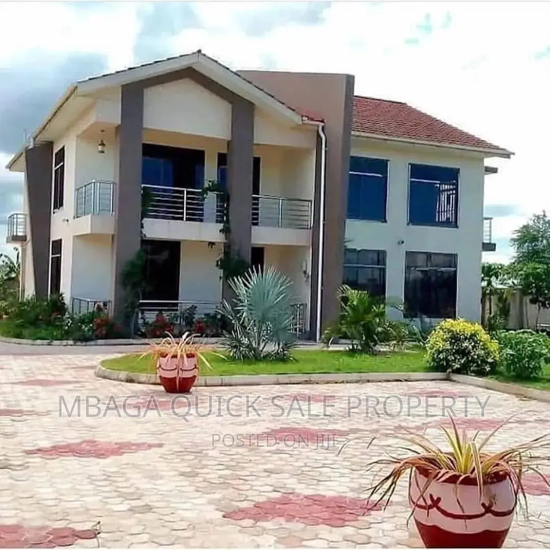 5bdrm House in Mbweni for rent in Mbweni