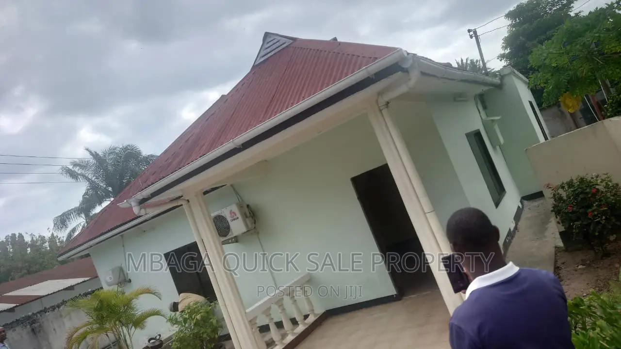 2bdrm House in Mikocheni for rent in Mikocheni