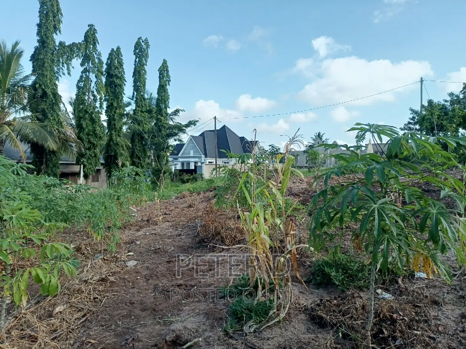 Kiwanja Karibu Na Barabara Kuu in Goba