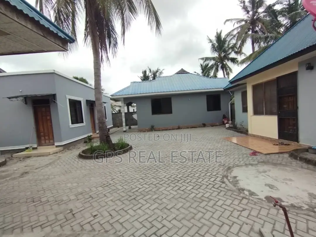 3bdrm Apartment in Kivule, Ilala for sale in Ilala