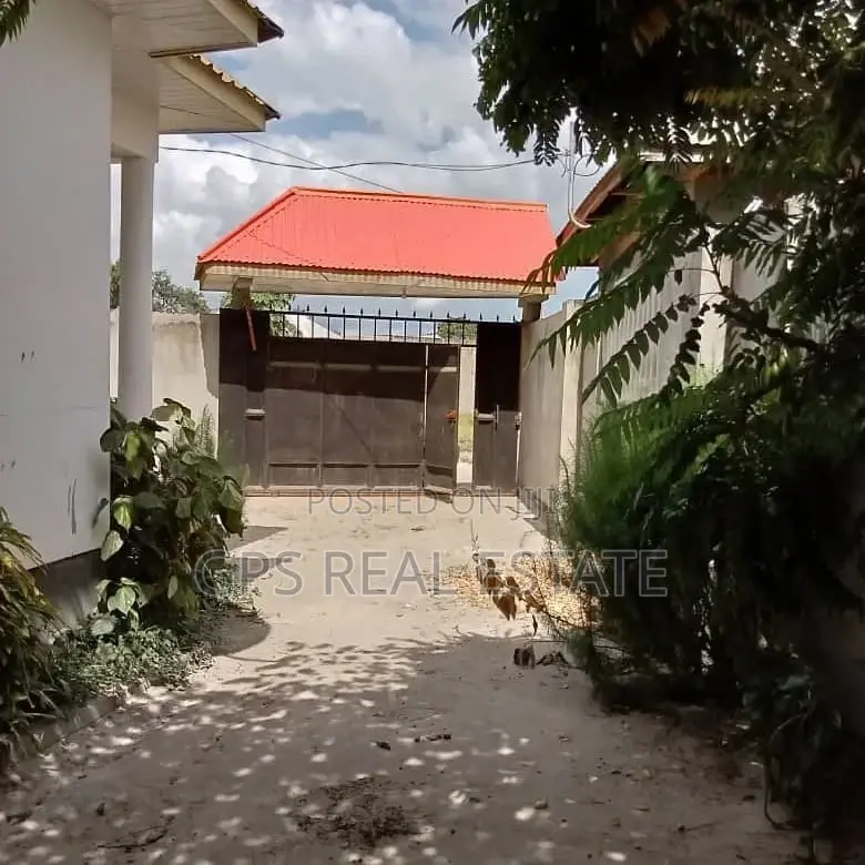 3bdrm House in Kivule Frem Kumi, Ilala for sale in Ilala