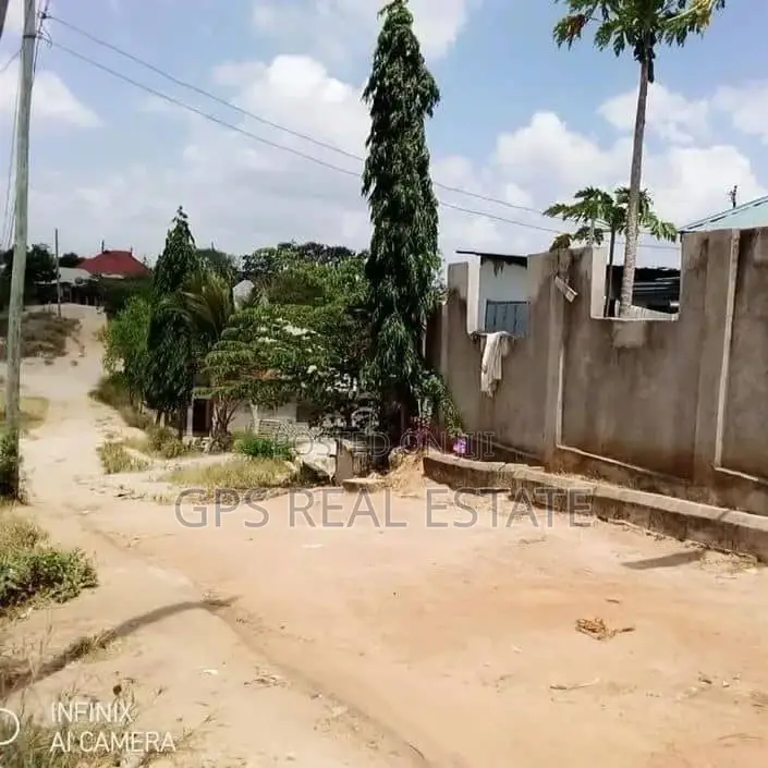 6bdrm House in Kimara Suka, Kinondoni for sale in Kinondoni
