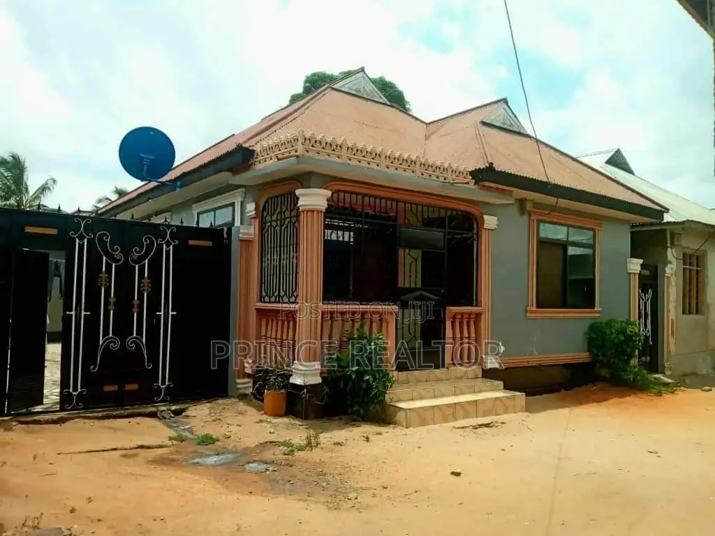 3bdrm House in Chamazi Saku, Temeke for sale in Temeke