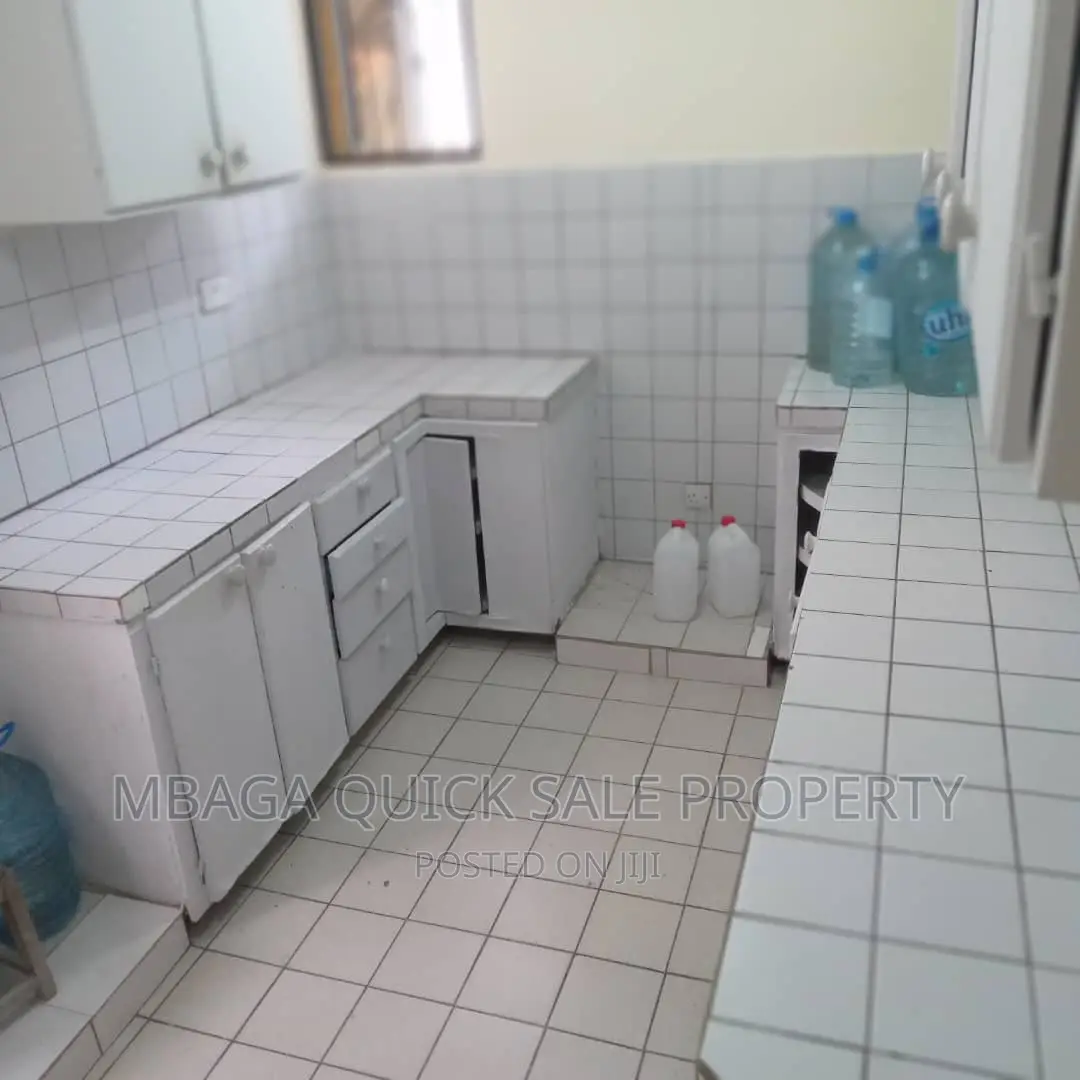 4bdrm House in Moroko, Kinondoni for rent in Kinondoni