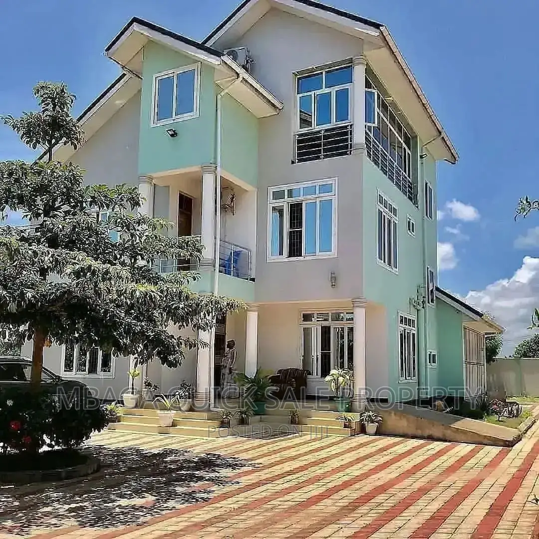 5bdrm House in Bunju Beach Moga for rent in Bunju