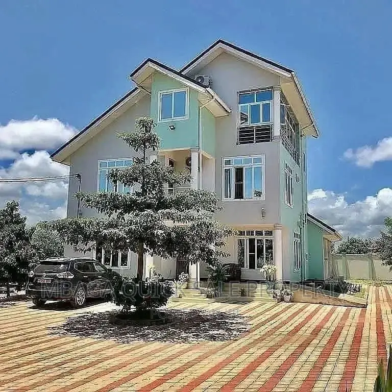 5bdrm House in Bunju Beach Moga for rent in Bunju