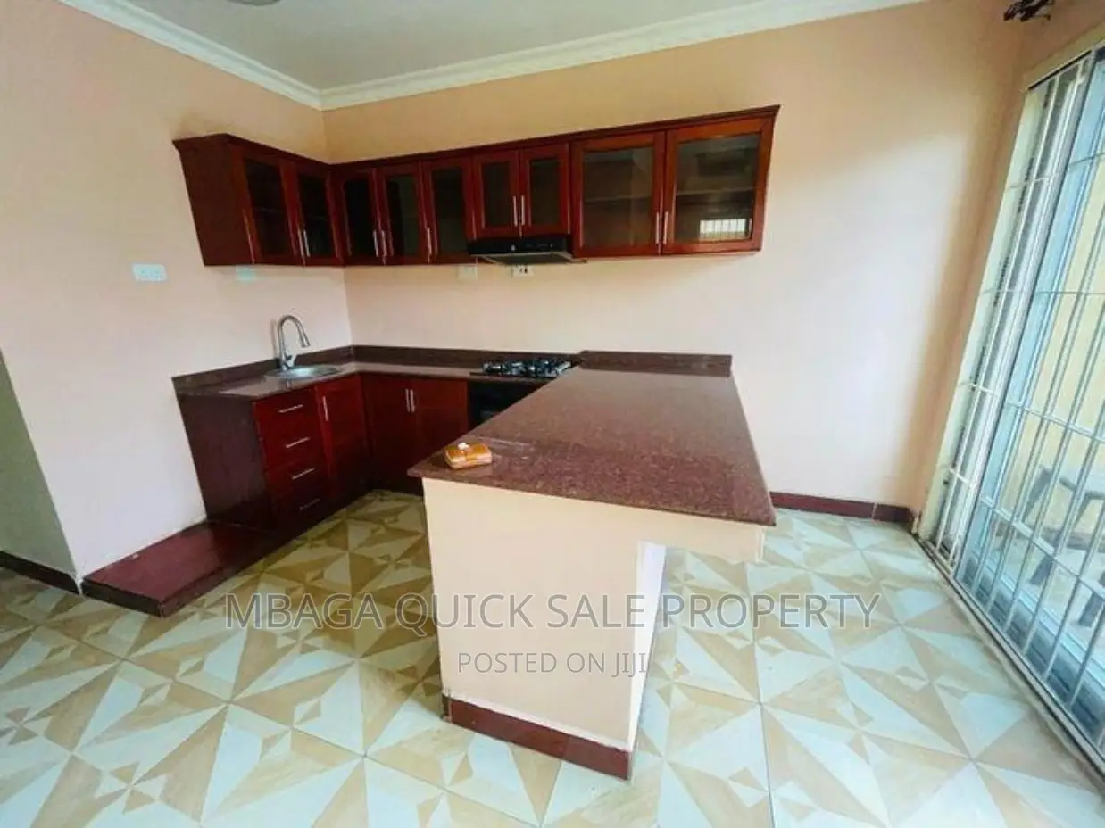 3bdrm House in Mwenge, Sinza for rent in Sinza