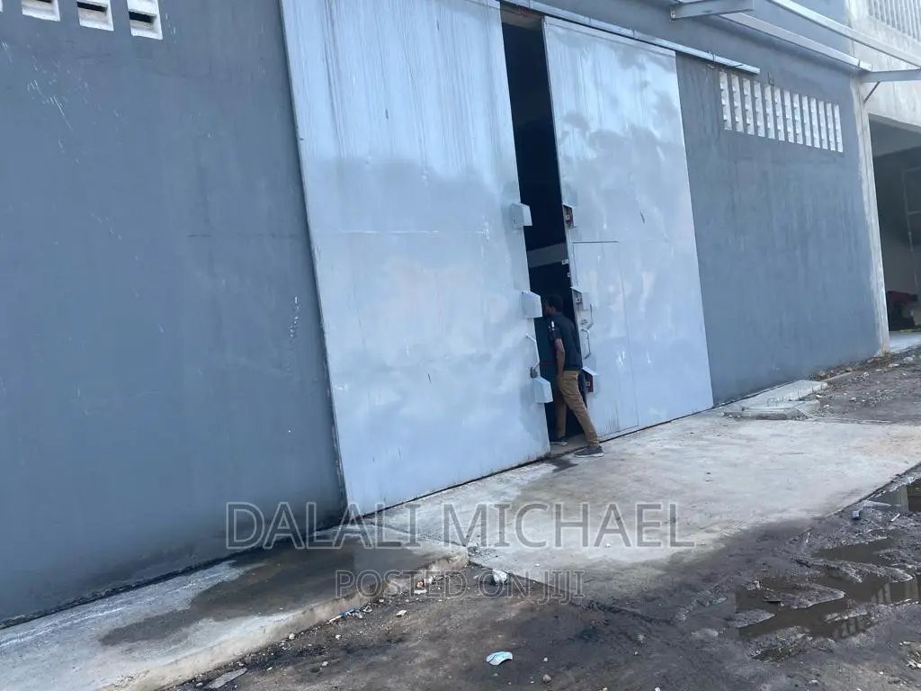 Godown for Rent Mandela Road in Tabata