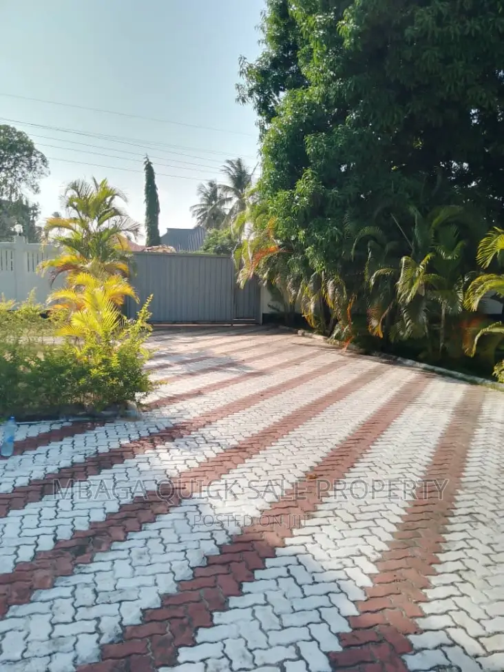 Furnished 4bdrm House in Kigamboni for rent in Kigamboni
