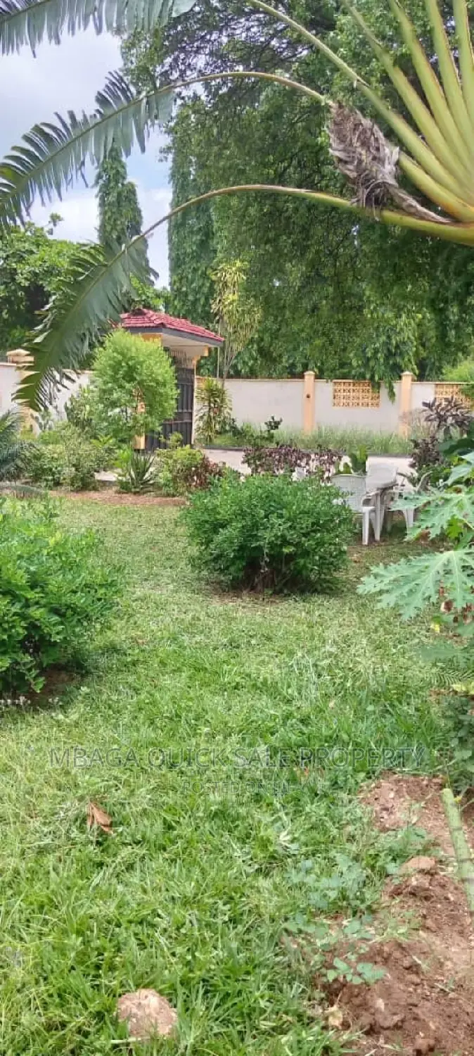 5bdrm House in Ada Estate for rent in Ada Estate