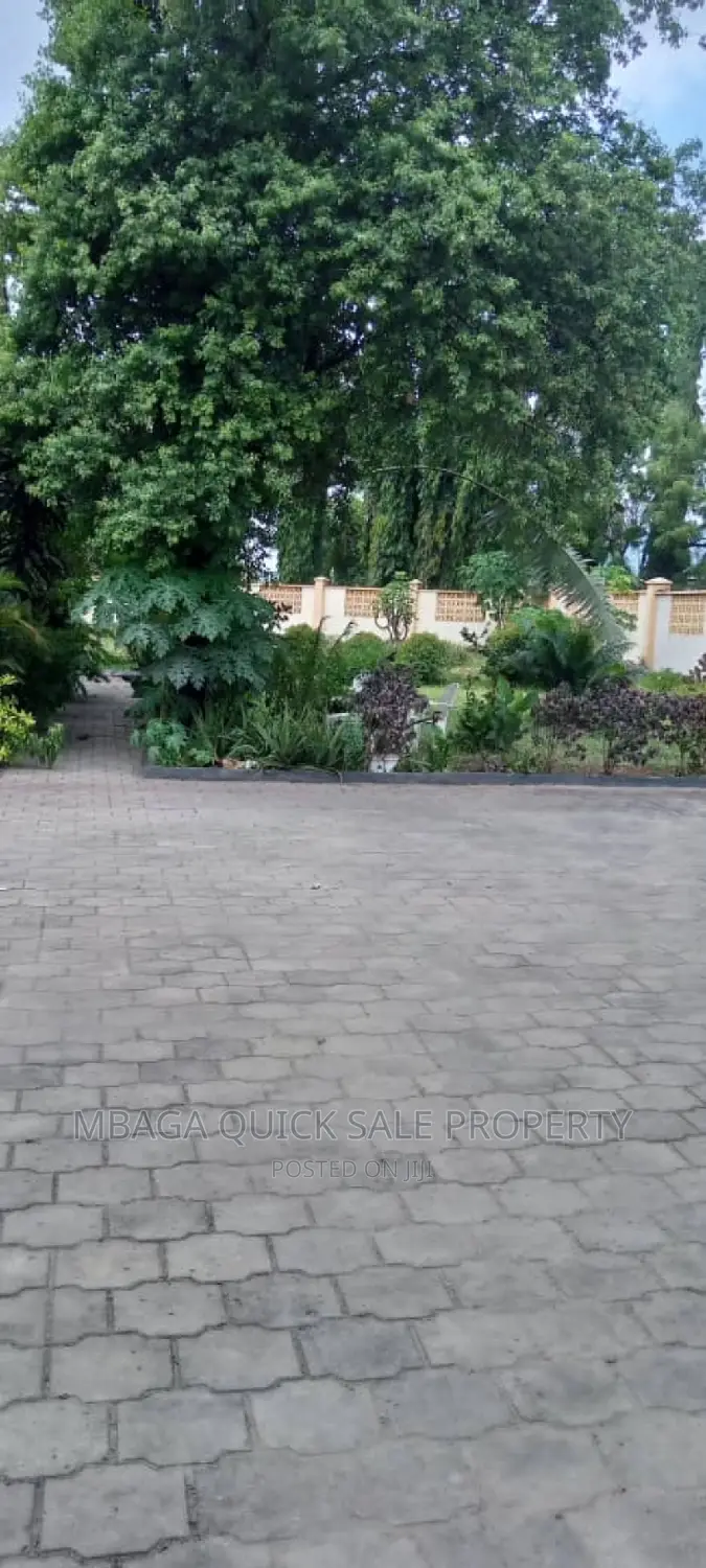 5bdrm House in Ada Estate for rent in Ada Estate