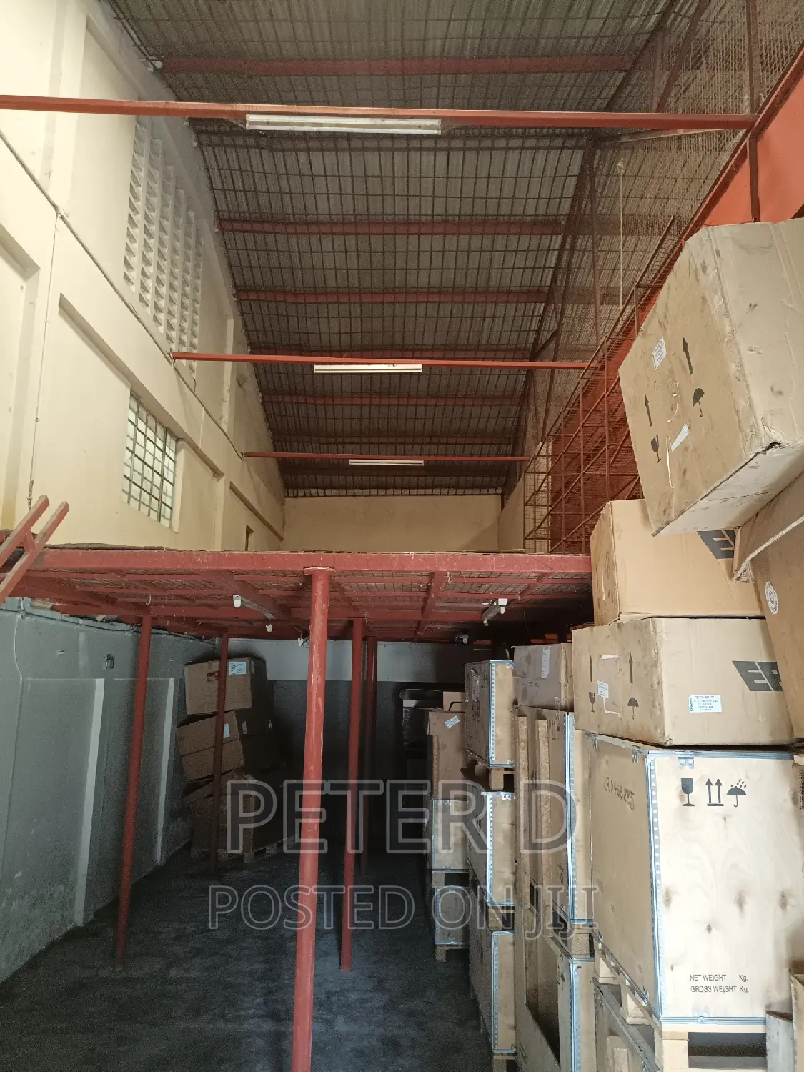 Store Kubwa Ya Kuhifadhia Mizigo in Kipawa