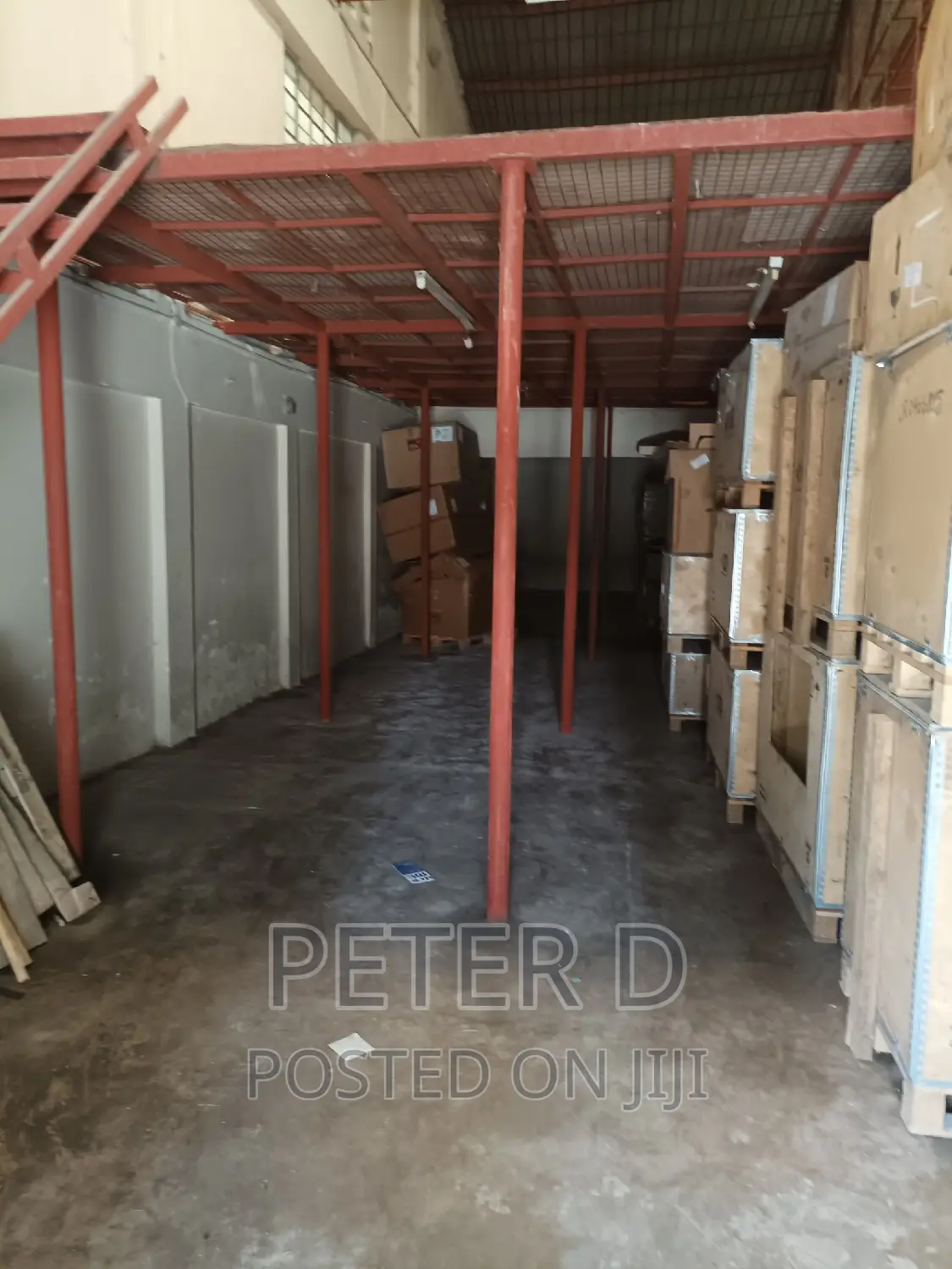 Store Kubwa Ya Kuhifadhia Mizigo in Kipawa