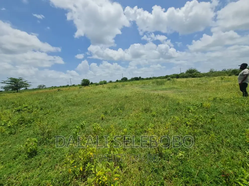Plot 4 Petro Station at Chalinze in Chalinze