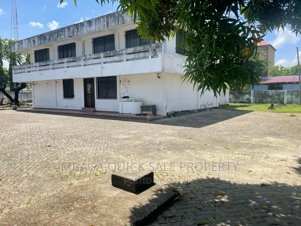 7bdrm House in Mikocheni for rent in Mikocheni