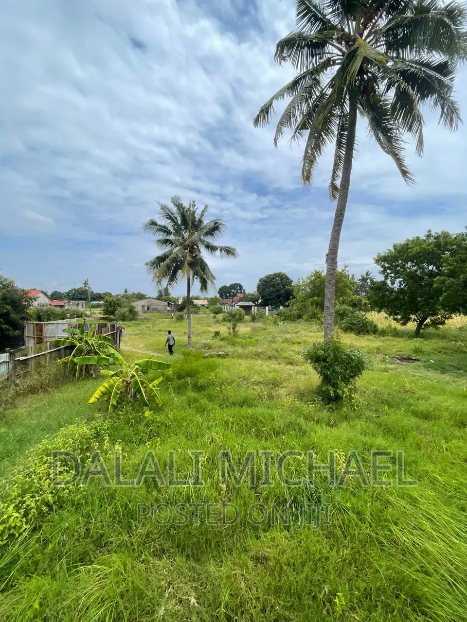 Plot for Sale Bahari Beach! in Kunduchi