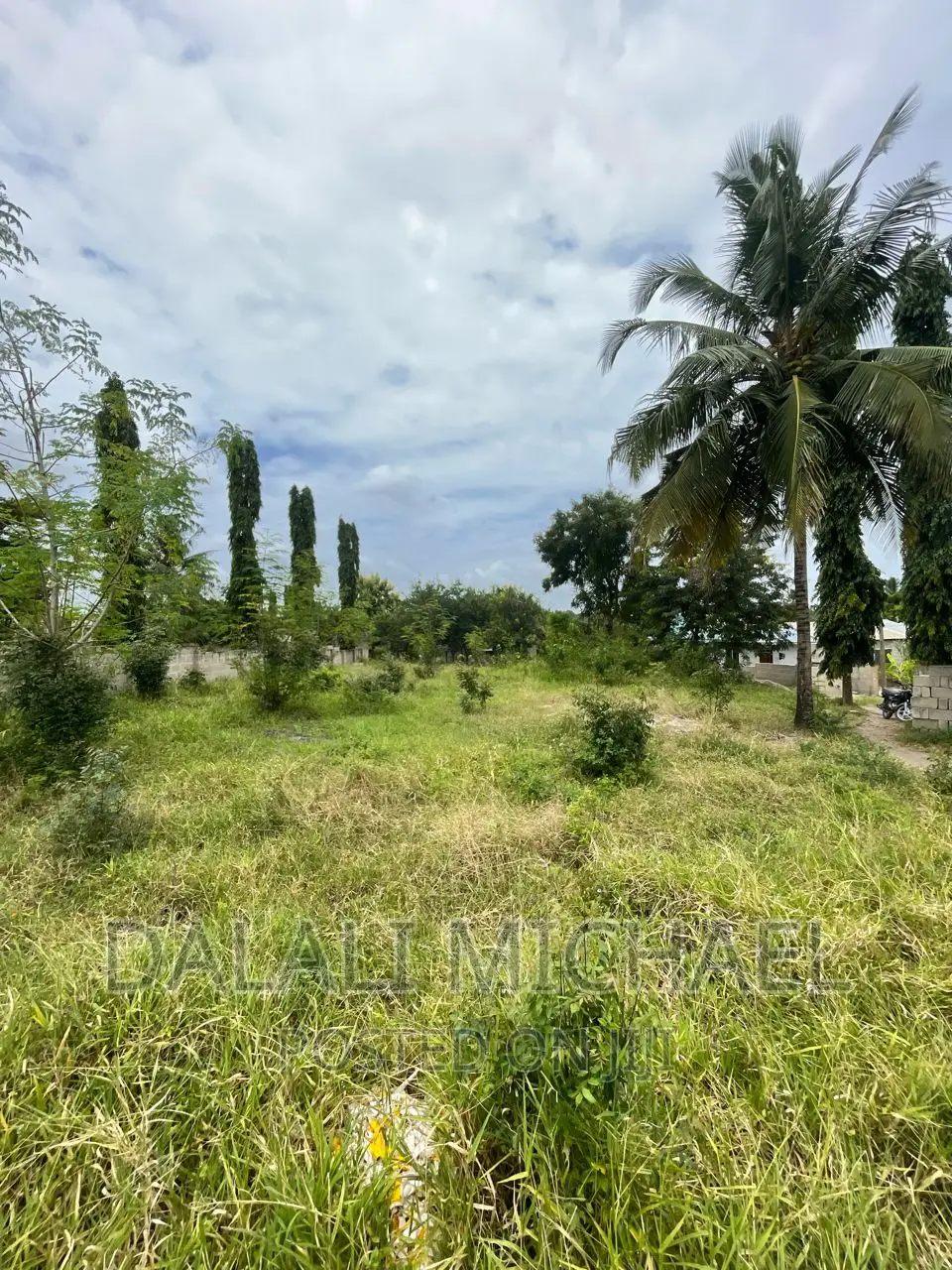 Plot for Sale Bahari Beach! in Kunduchi