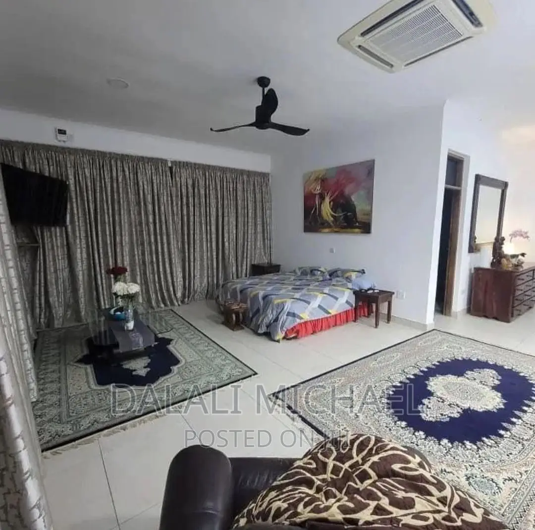 5bdrm House in Bahari Beach, Kunduchi for sale in Kunduchi