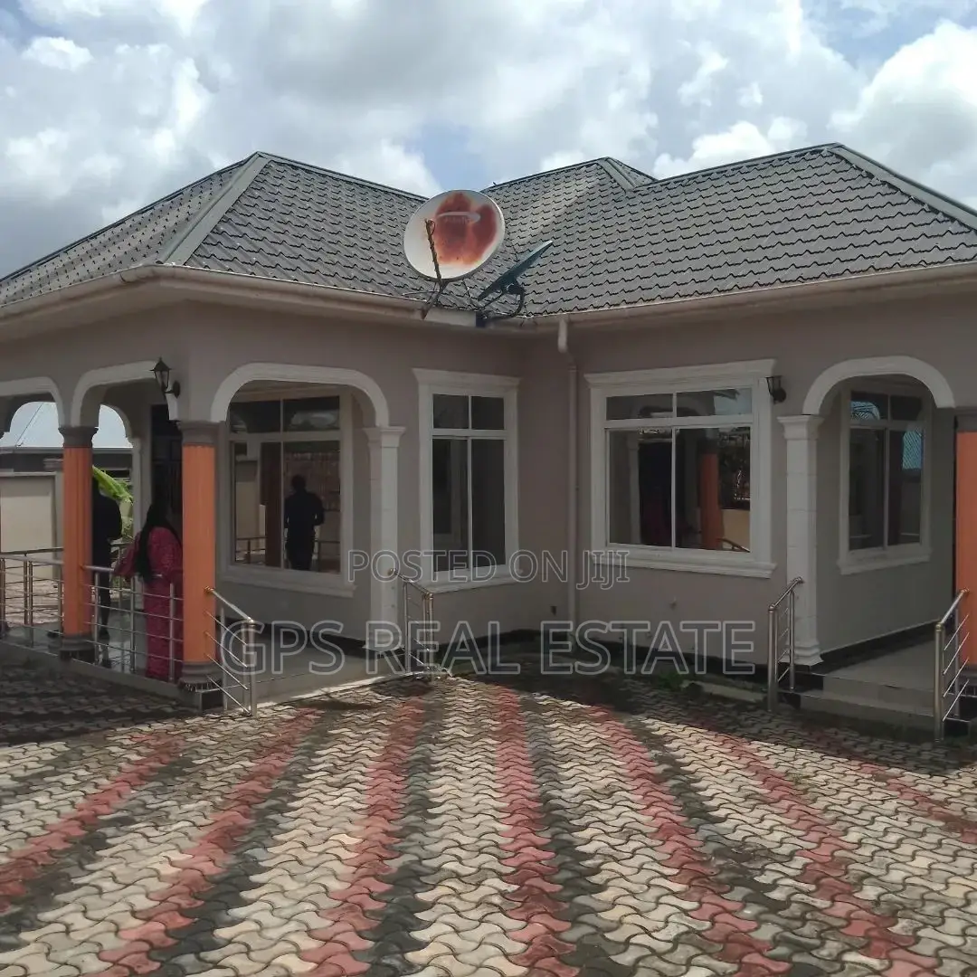 3bdrm House in Mbezi Msakuzi, Kinondoni for sale in Kinondoni