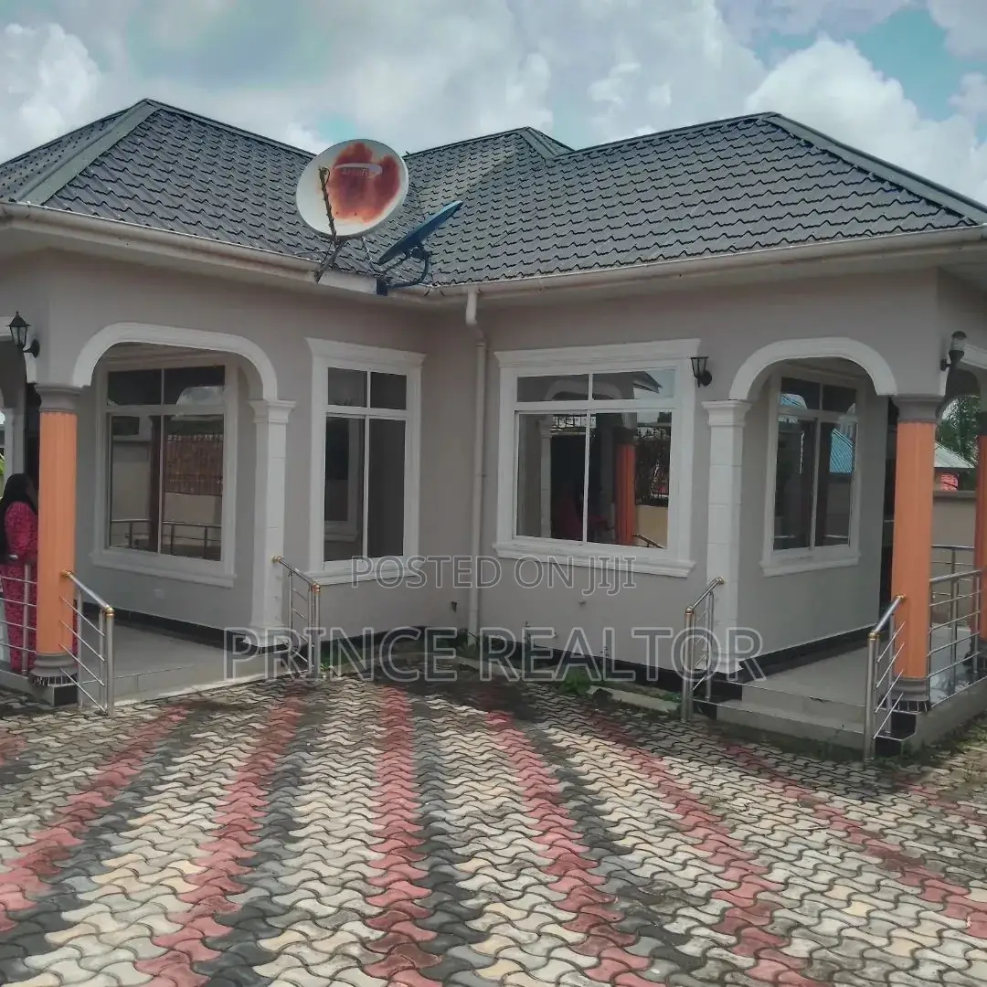 3bdrm House in Mbezi Msakuzi, Kinondoni for sale in Kinondoni