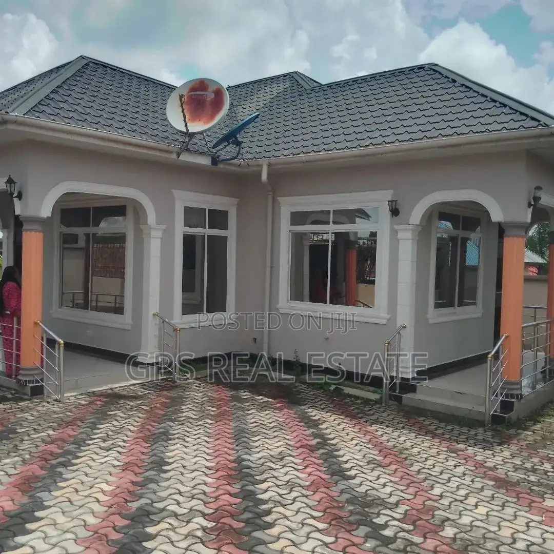 3bdrm House in Mbezi Msakuzi, Kinondoni for sale in Kinondoni