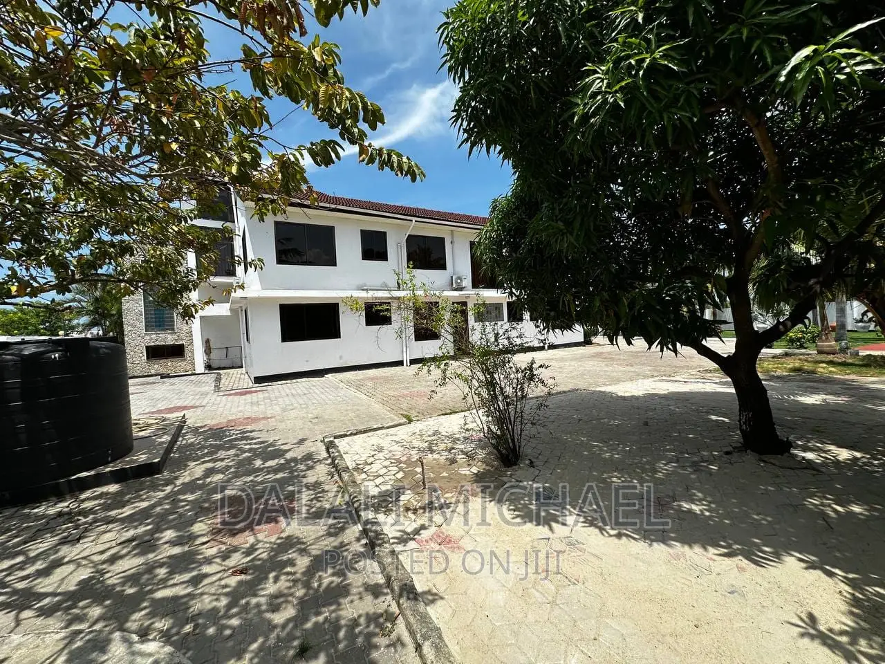 Furnished 6bdrm Bungalow in Baharibeach, Kunduchi for rent in Kunduchi