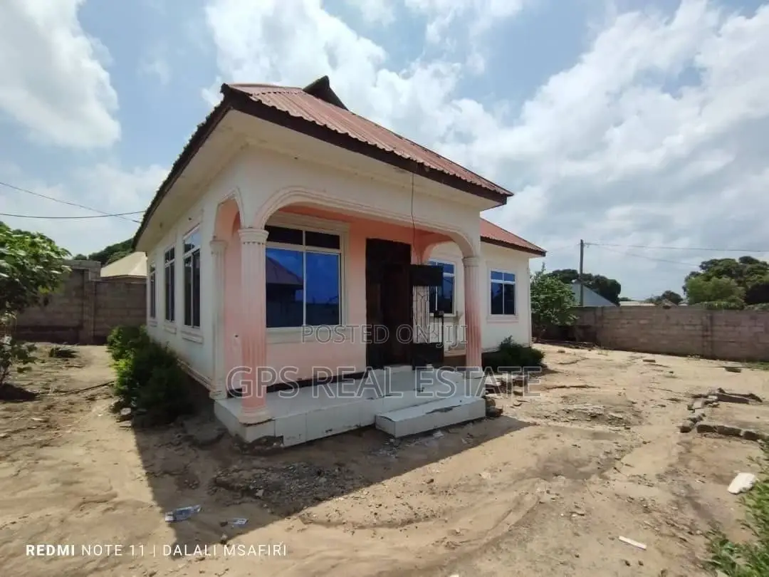 3bdrm House in Kivule Hospital Njia, Ilala for sale in Ilala