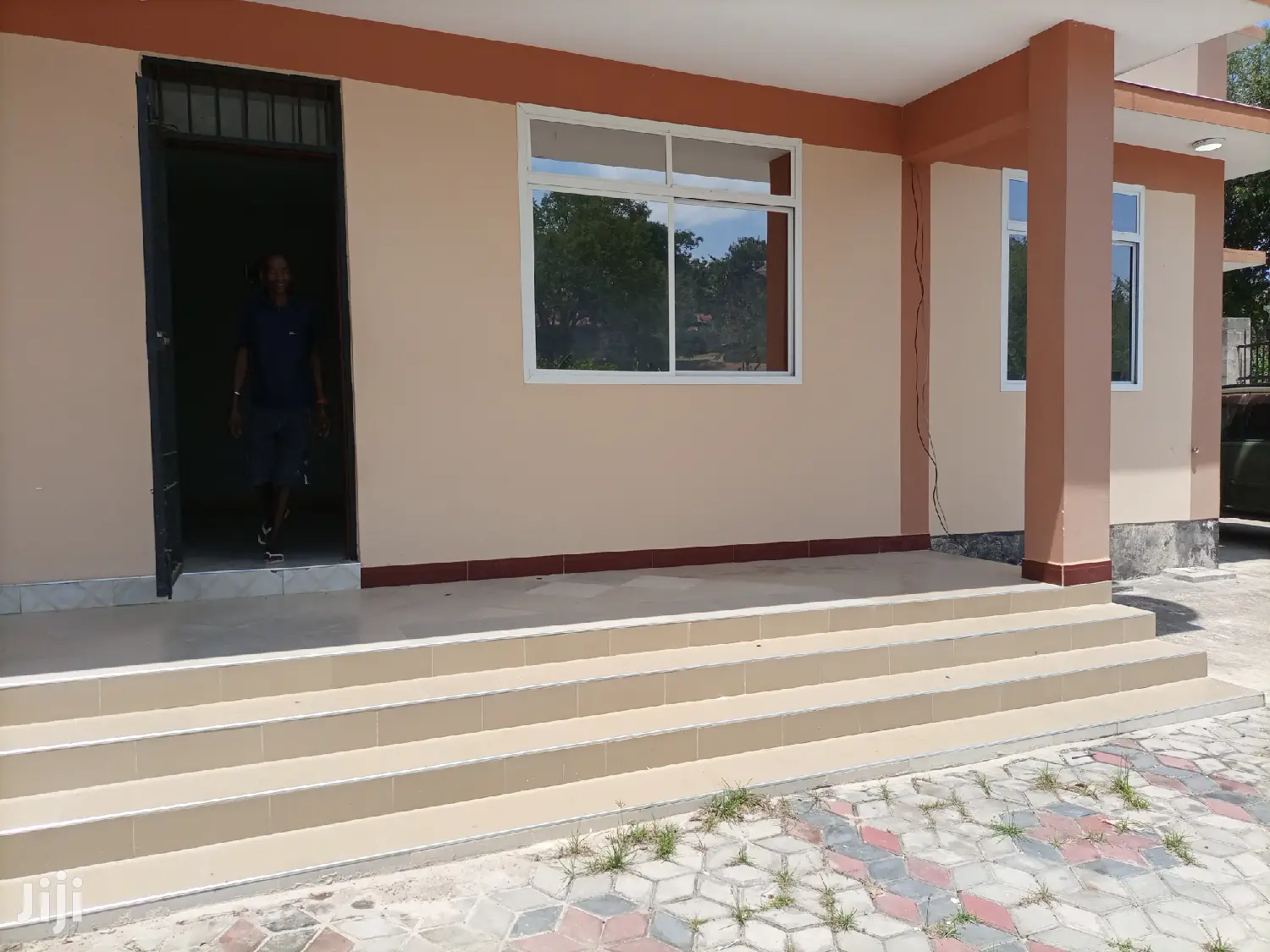 3bdrm Shared Apartment in Kinondoni for Rent in Kinondoni