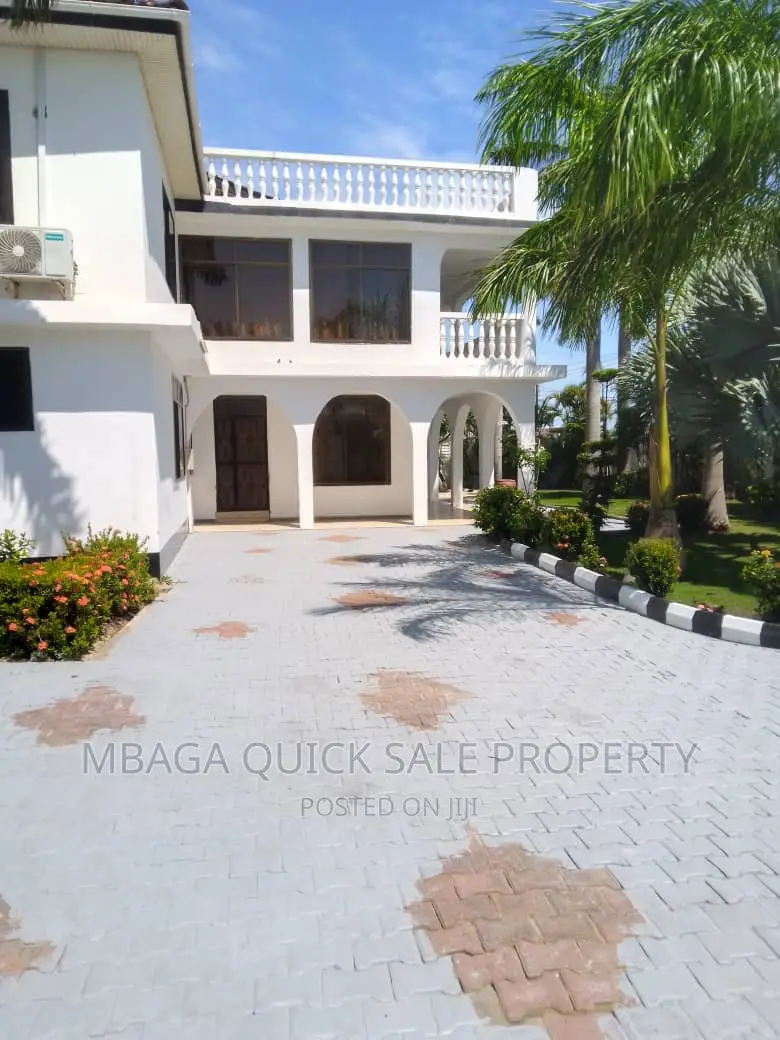 Furnished 6bdrm House in Bahari Beach, Kunduchi for rent in Kunduchi