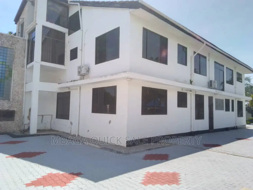 Furnished 6bdrm House in Bahari Beach, Kunduchi for rent in Kunduchi