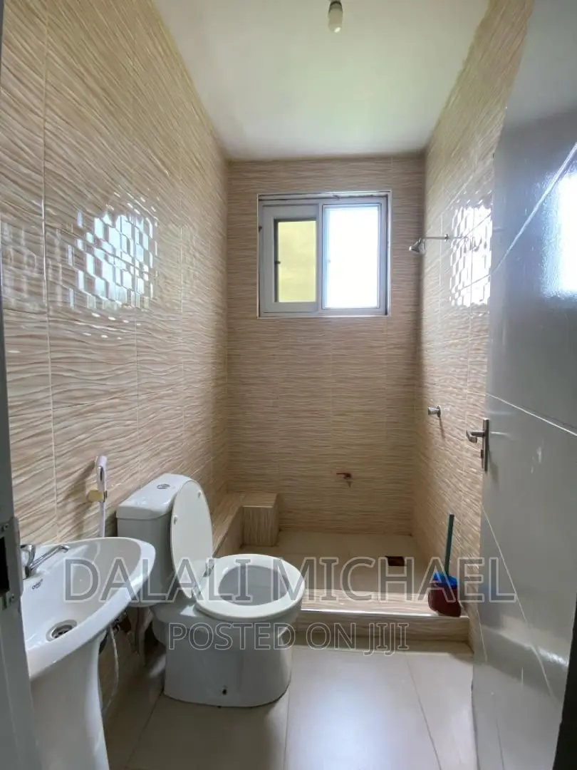 7bdrm House in Mbweni for sale in Mbweni