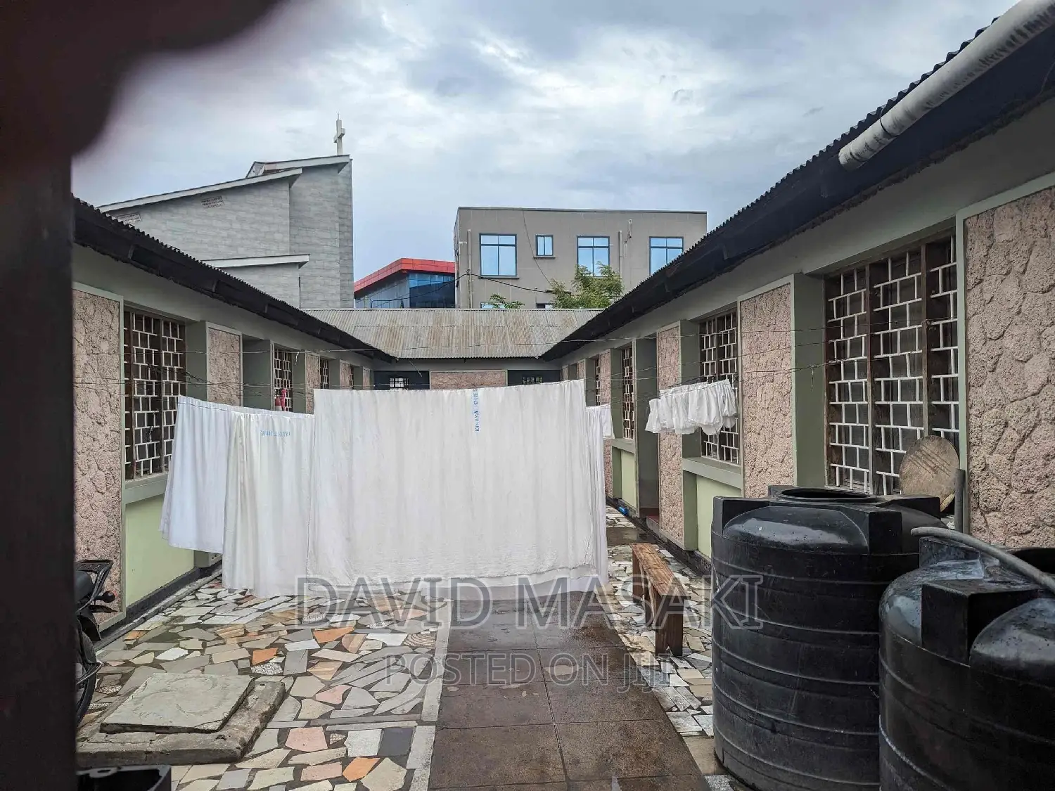 Furnished 20bdrm Bungalow in Guest House 28 Rooms, Yombo Vituka in Yombo Vituka