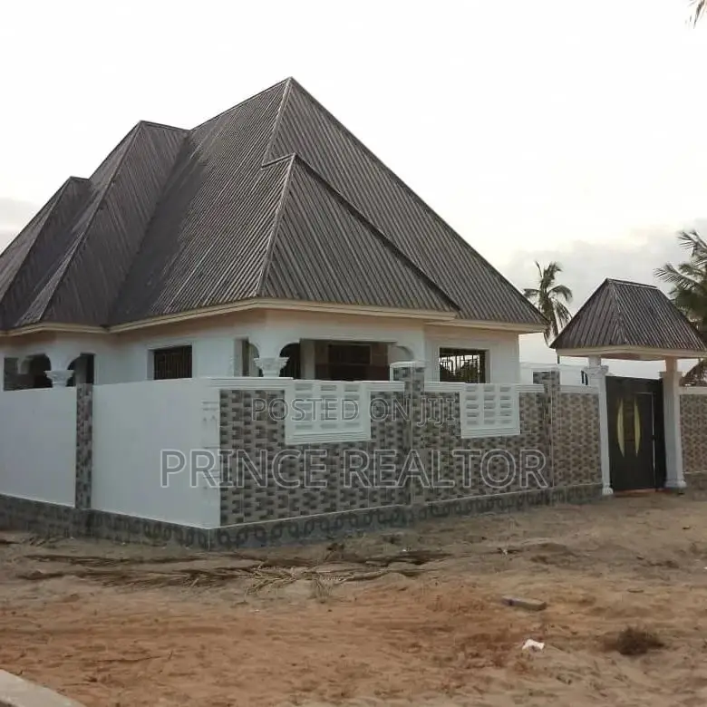 4bdrm House in Kisemvule, Ilala for sale in Ilala
