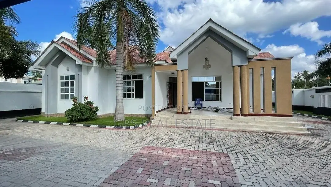 4bdrm House in Mbezi Beach, Kinondoni for sale in Kinondoni