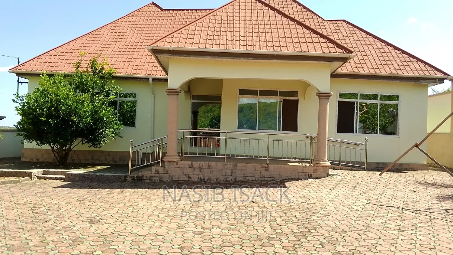 Furnished 3bdrm House in Mwanza Street, Nyamongoro for sale in Nyamongoro