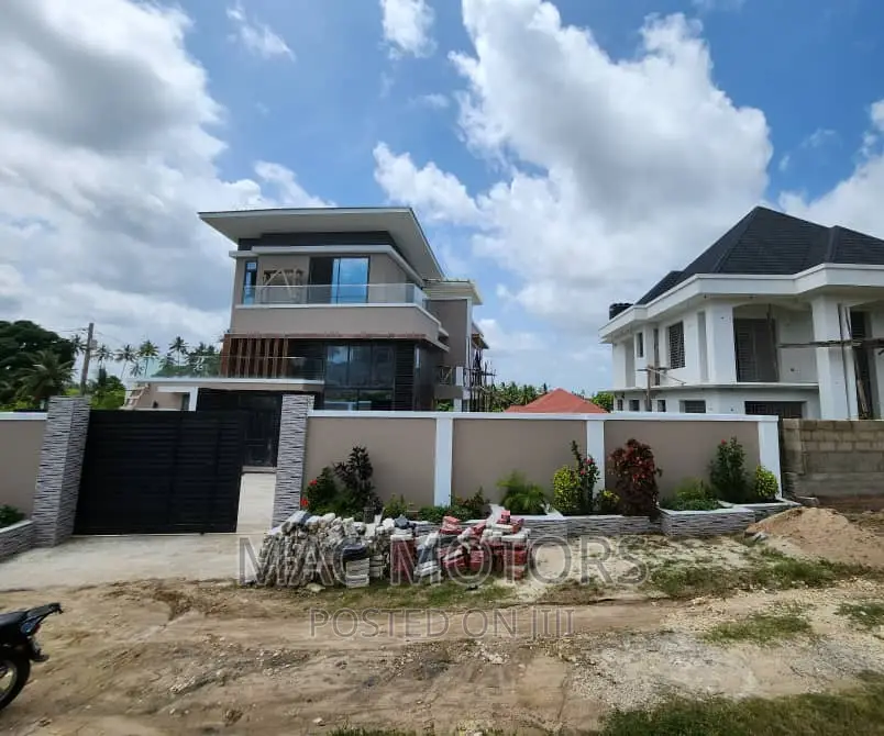 5bdrm Mansion in My Real Estate, Goba for sale in Goba