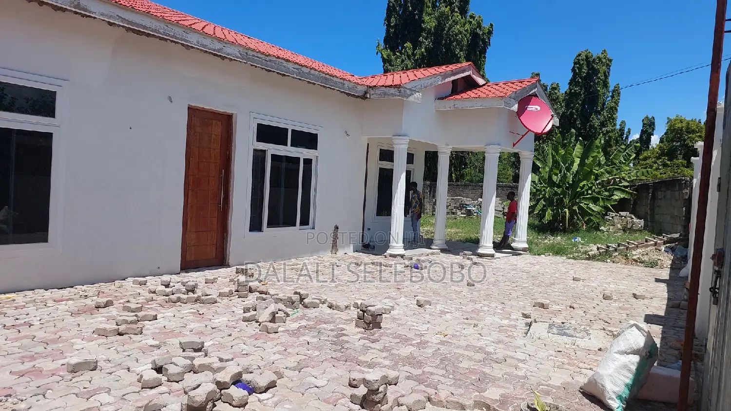2bdrm Bungalow in Mikocheni B for rent in Mikocheni