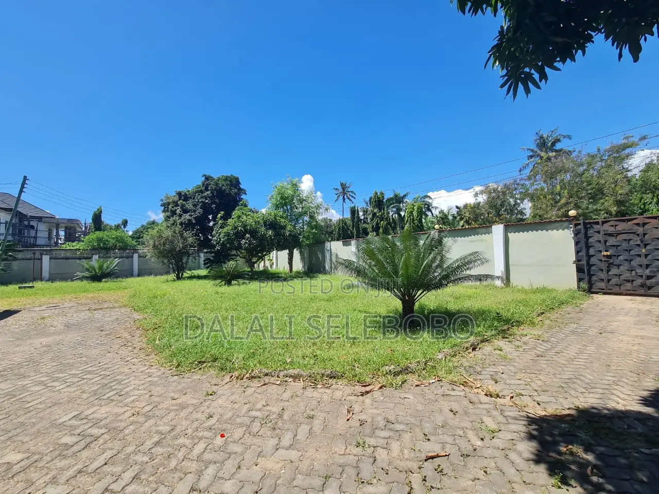 4bdrm Bungalow in Mbezi Beach Chini for sale in Mbezi Beach