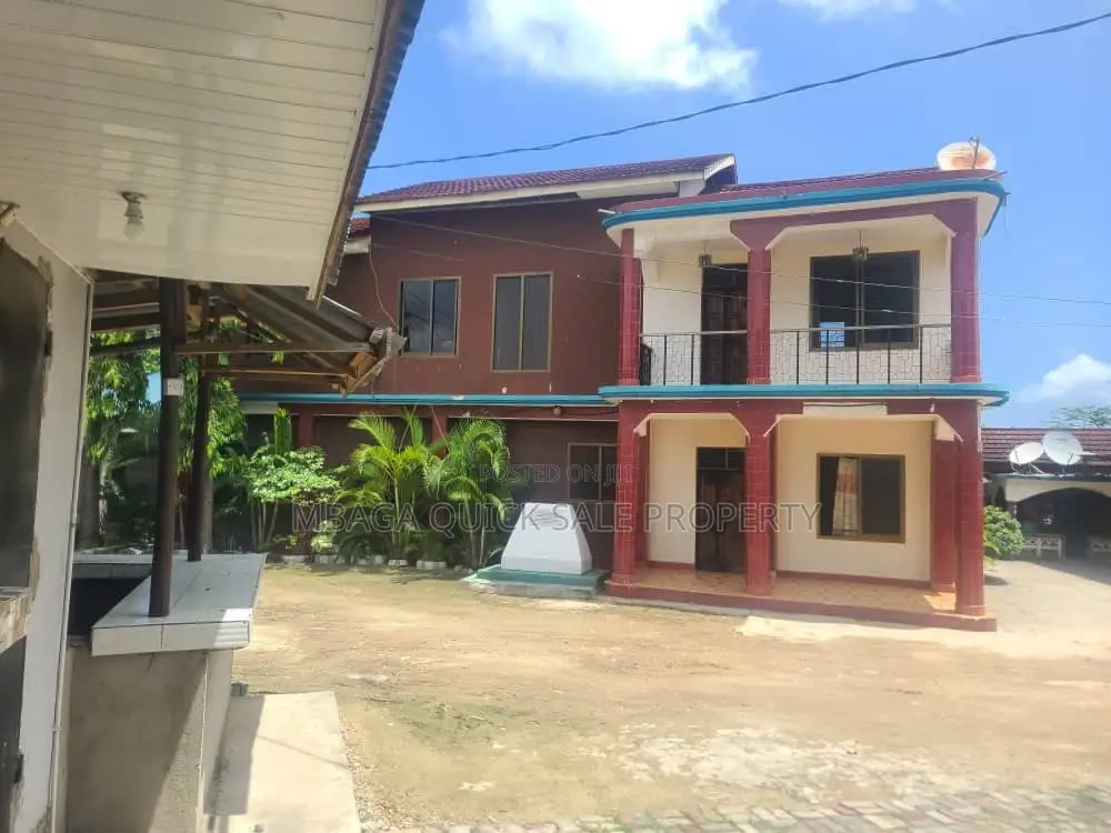 4bdrm House in Mbez Beach for sale in Mbezi Beach