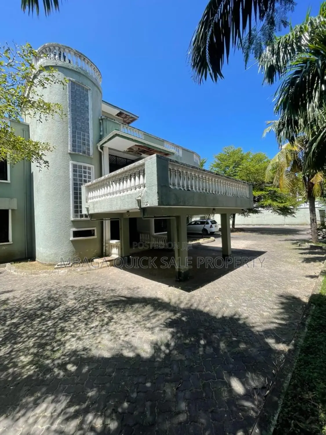 5bdrm House in Msasani for sale in Msasani