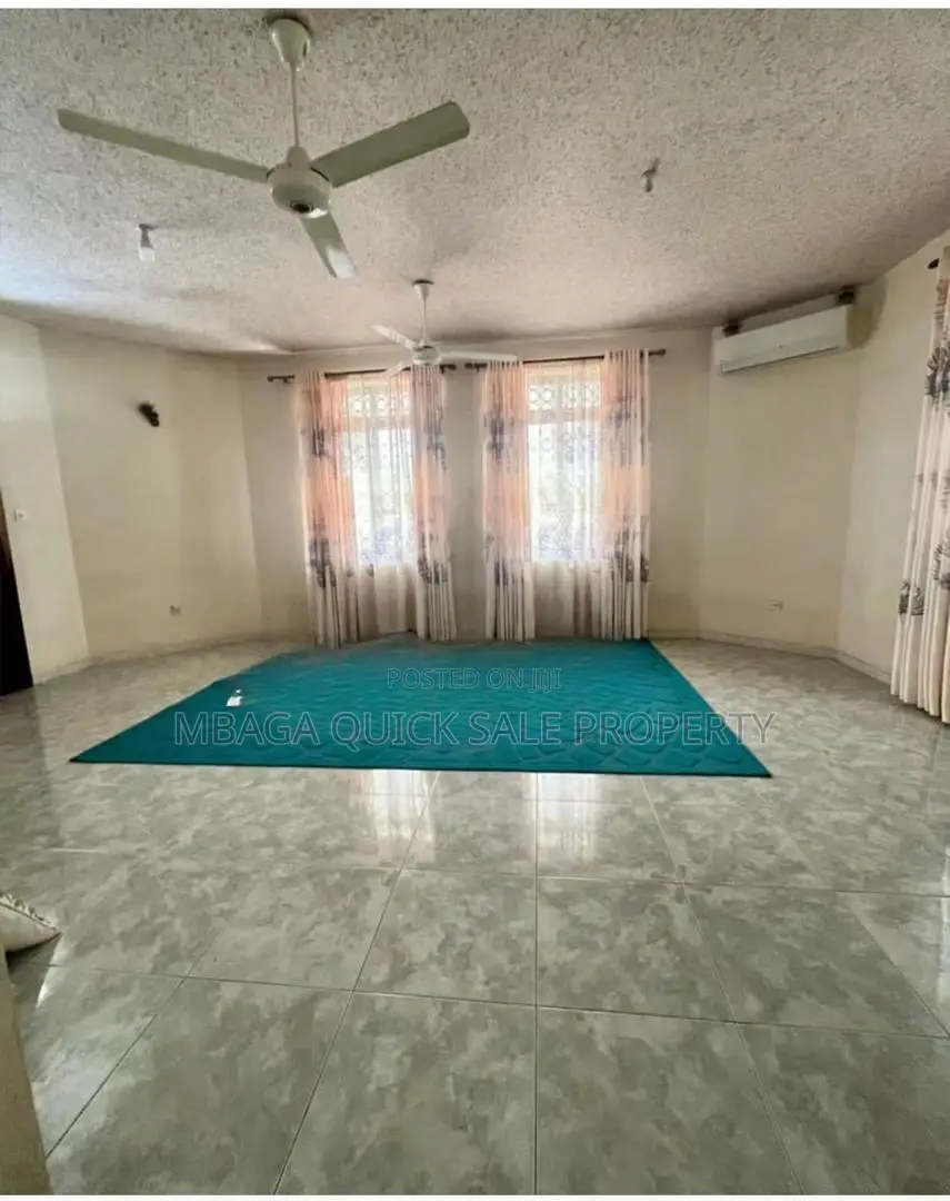6bdrm House in Msasani for rent in Msasani