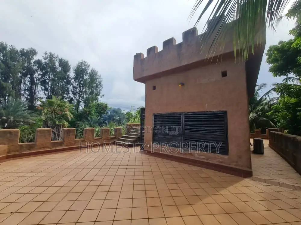 3bdrm House in Mbezi Beach Kidimbwi, Kinondoni for sale in Kinondoni