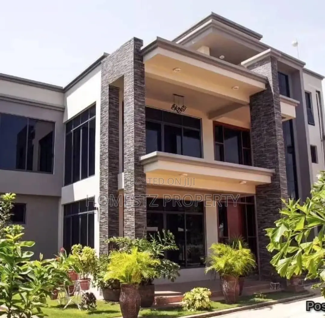 5bdrm House in Kunduchi Beach, Kinondoni for sale in Kinondoni